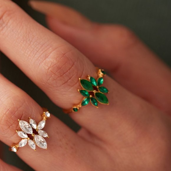 Green Flower Zircon Ring 18k Gold Adjustable - Picture 4 of 6